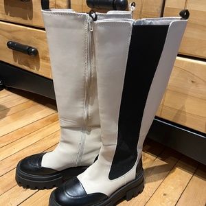 NWT DESIGN LAB GANNI STYLE BOOTS